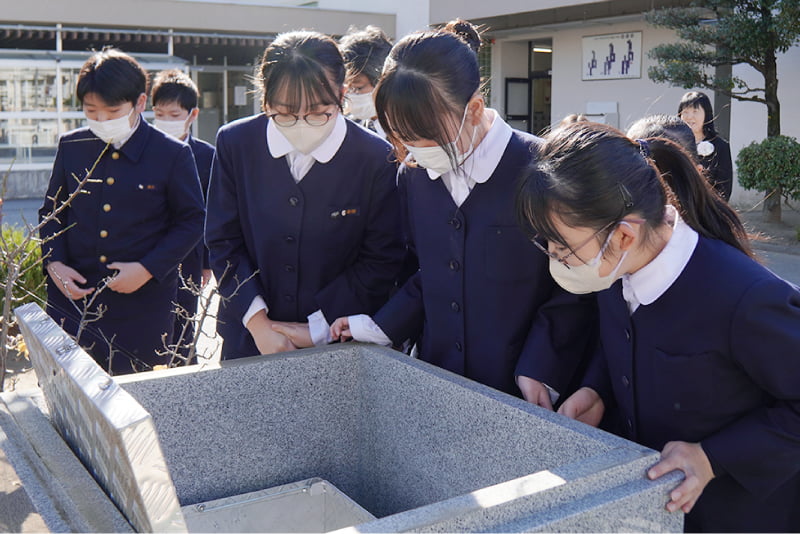 創タイムカプセル開封の様子